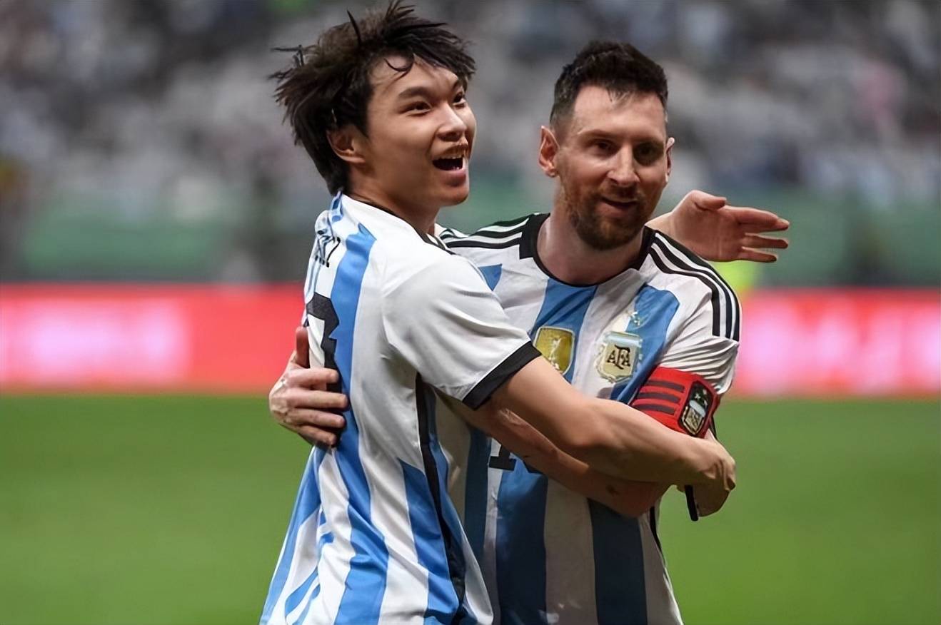 爱游戏全站-梅西对中国球迷和日本球迷